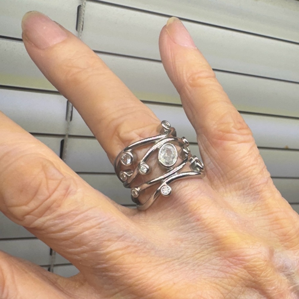 NEW Sterling Silver 925 stamped stacked ring with beautiful clear stones. Size 6 - Picture 11 of 16